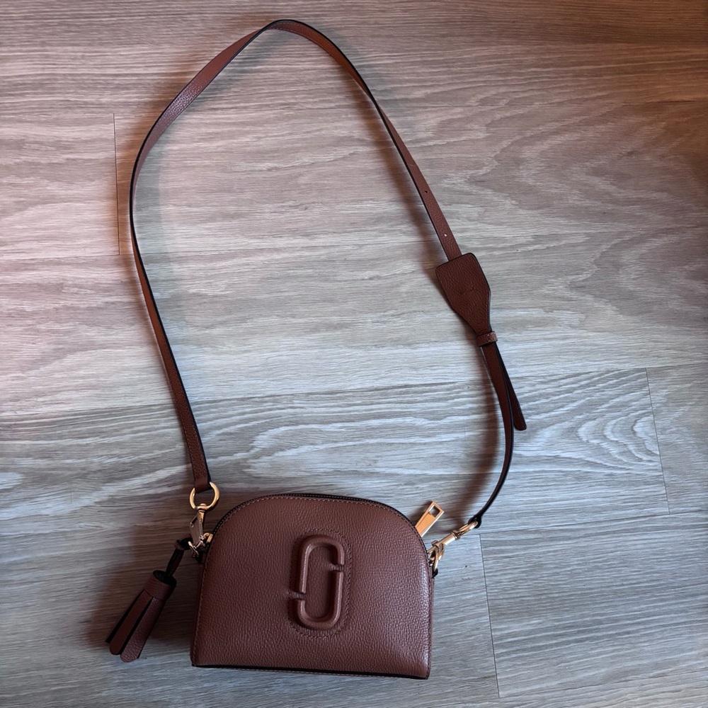 MARC JACOBS Shutter Camera Bag Argan Oil Brown - Picture 4 of 11